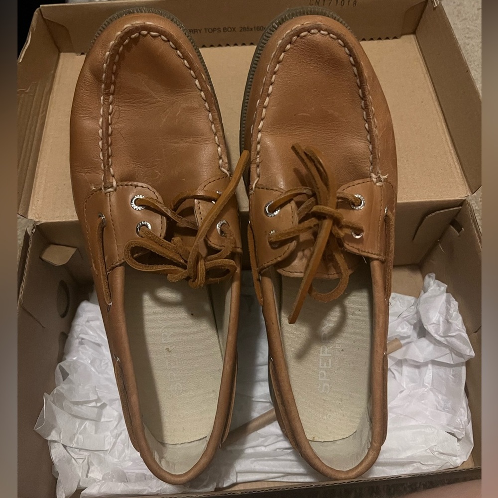 Sperry women’s Conway boat shoe, size 8.5